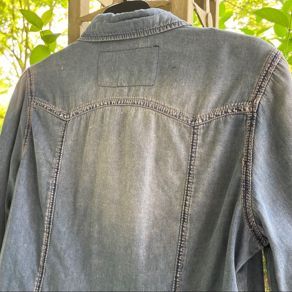 Garcia Denim Buttondown - Picture 5 of 6